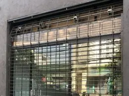 cortina metálica americana